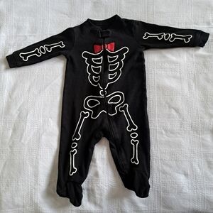 Halloween boys size 3-6 months footie zip up pajama, costume